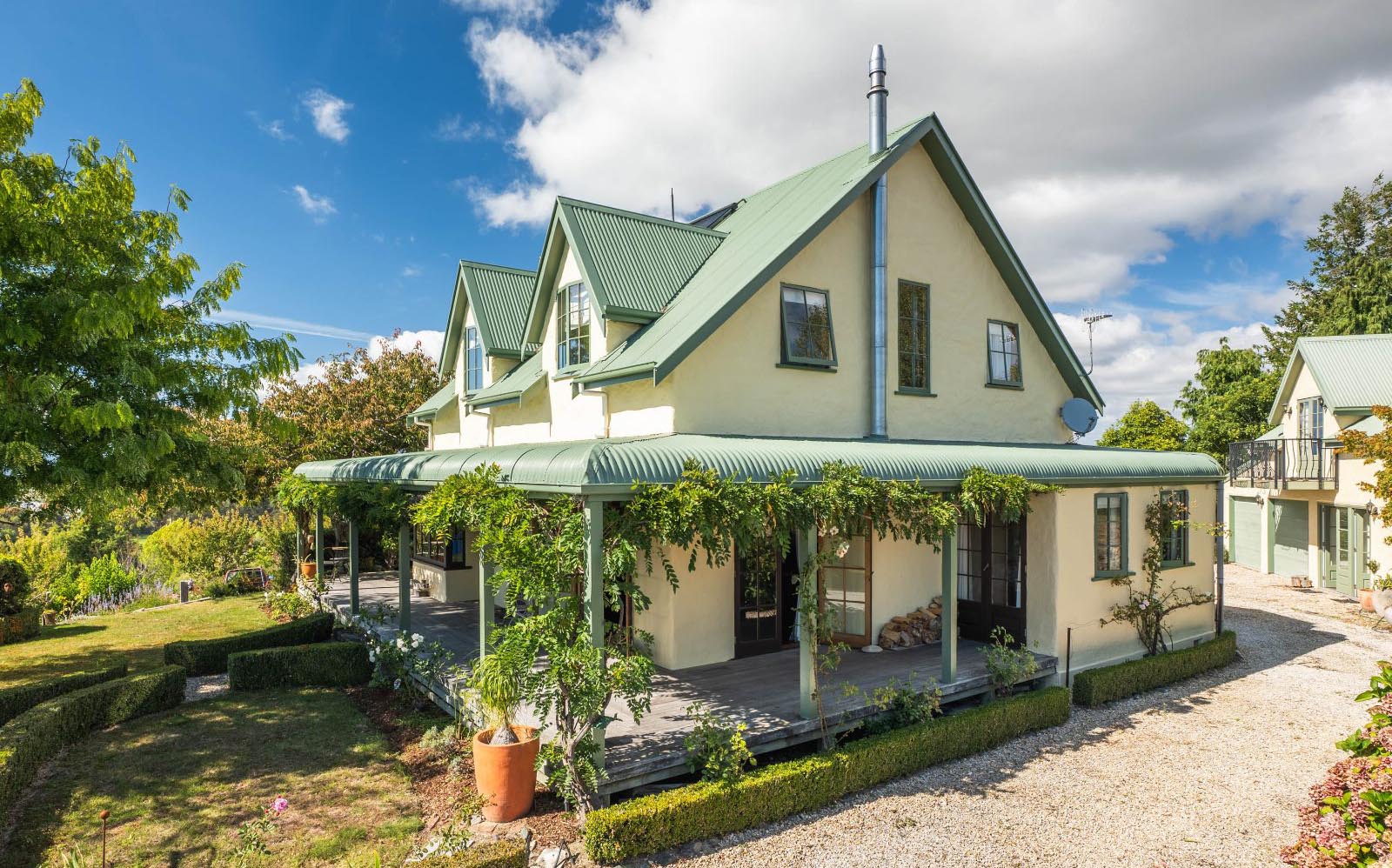 Exterior and Roof Painting Job in Tasman