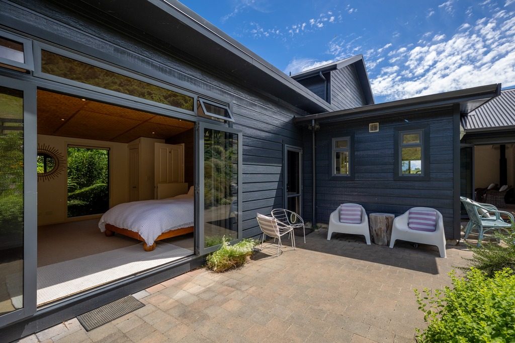 Roof & Exterior Painter Nelson